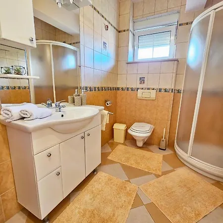Holiday home Holiday Sun House Vir